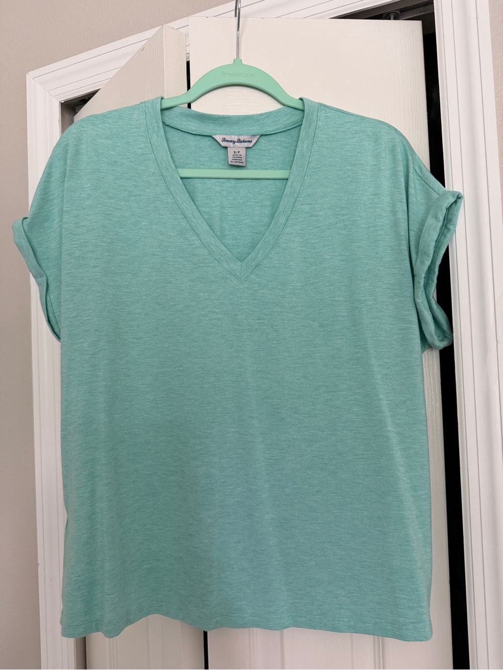 Tommy Bahama Mint Green V-Neck Short Sleeve Top